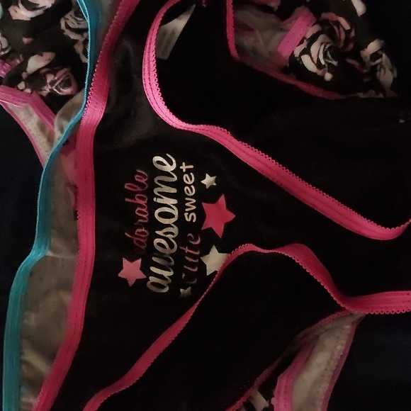 WONDER-WEAR GIRL ASSORTED UNDERWEAR - Picture 15 of 16